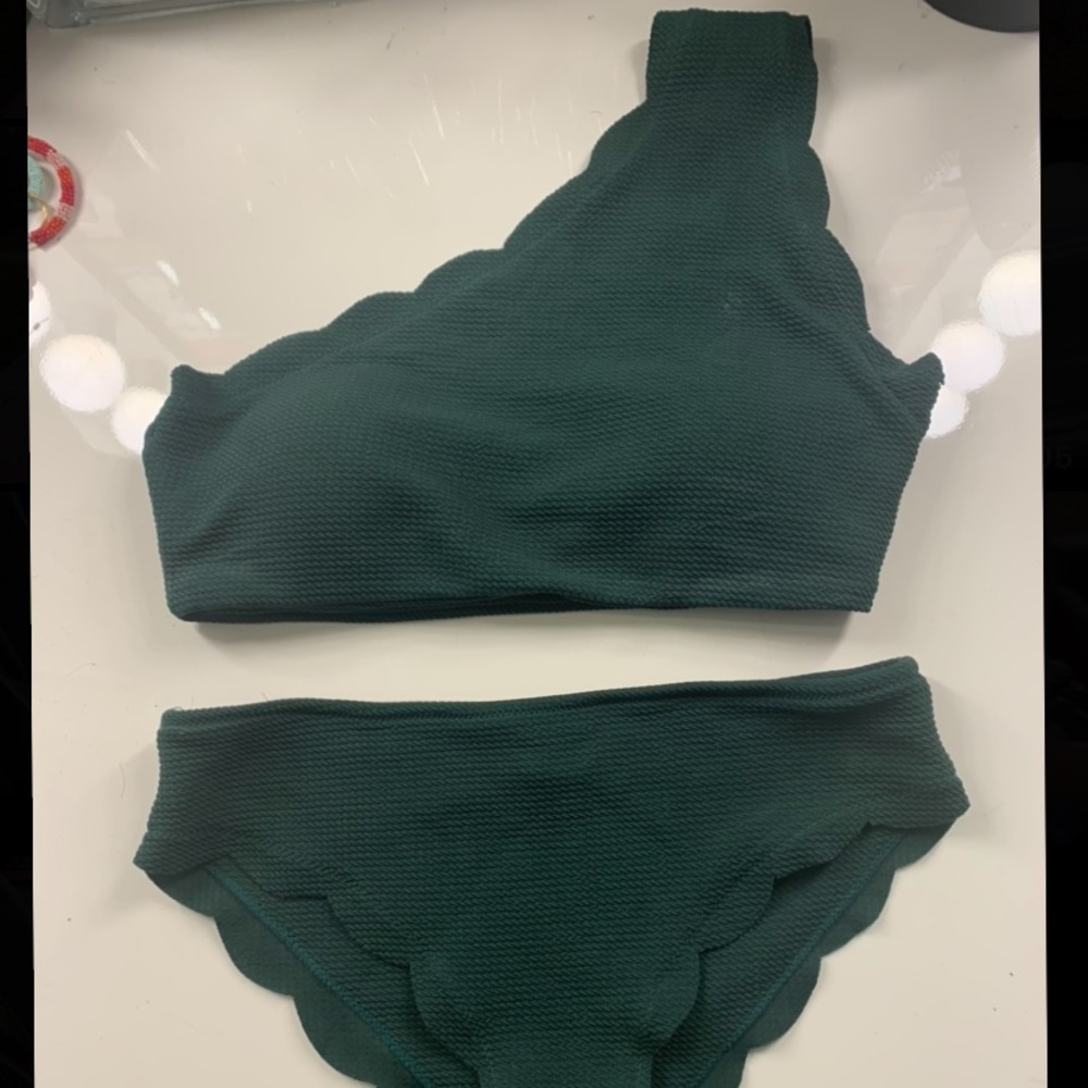 One shoulder scalloped swimsuit